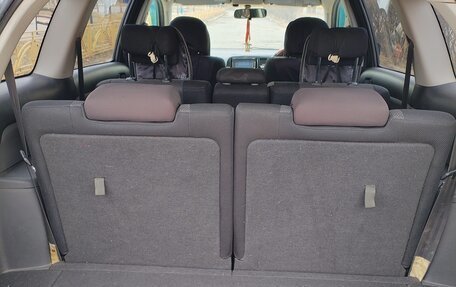Toyota Wish II, 2003 год, 700 000 рублей, 7 фотография
