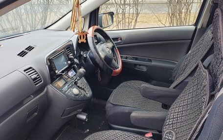 Toyota Wish II, 2003 год, 700 000 рублей, 9 фотография