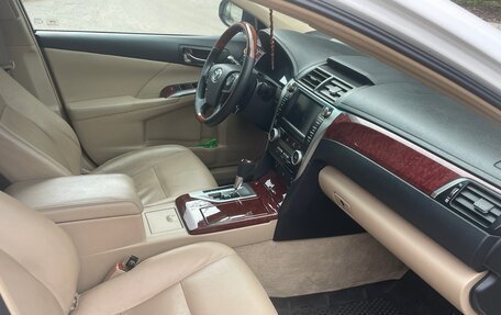 Toyota Camry, 2013 год, 1 875 000 рублей, 4 фотография