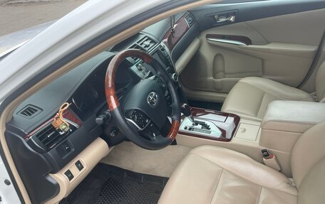 Toyota Camry, 2013 год, 1 875 000 рублей, 7 фотография