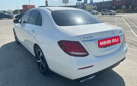 Mercedes-Benz E-Класс, 2020 год, 4 000 000 рублей, 6 фотография