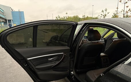 BMW 3 серия, 2018 год, 3 000 000 рублей, 18 фотография