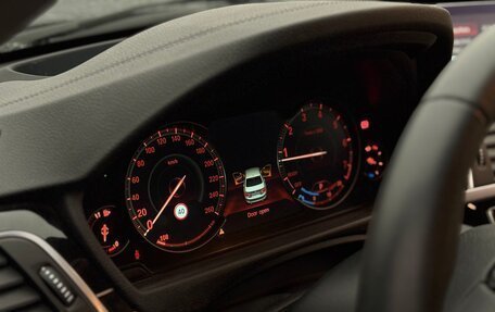 BMW 3 серия, 2018 год, 3 000 000 рублей, 17 фотография