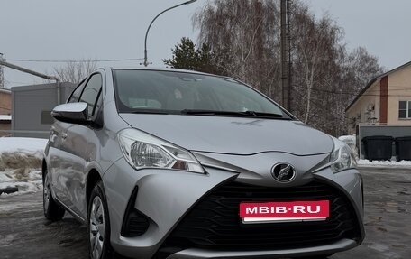 Toyota Vitz, 2019 год, 950 000 рублей, 2 фотография