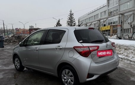 Toyota Vitz, 2019 год, 950 000 рублей, 6 фотография