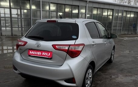 Toyota Vitz, 2019 год, 950 000 рублей, 8 фотография