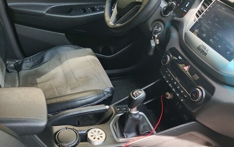 Hyundai Tucson III, 2016 год, 1 600 000 рублей, 20 фотография
