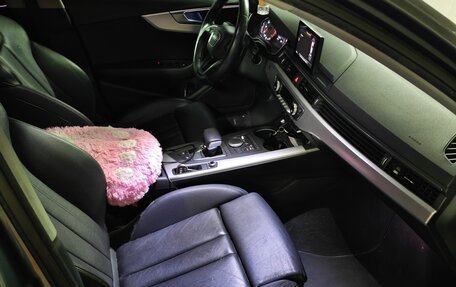 Audi A4, 2017 год, 2 300 000 рублей, 8 фотография