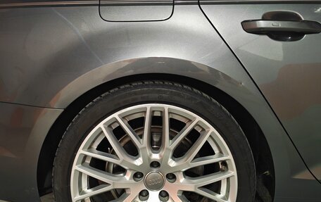 Audi A4, 2017 год, 2 300 000 рублей, 9 фотография