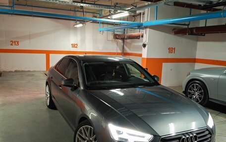 Audi A4, 2017 год, 2 300 000 рублей, 10 фотография