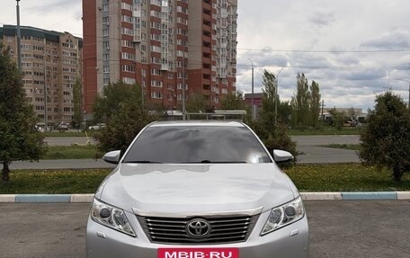 Toyota Camry, 2012 год, 1 650 000 рублей, 2 фотография
