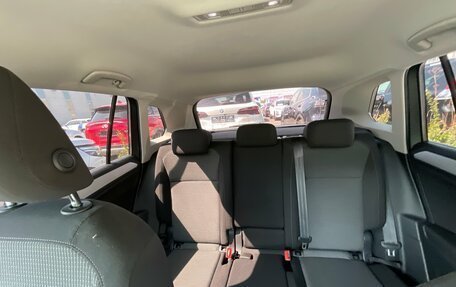 Volkswagen Tiguan II, 2021 год, 2 180 000 рублей, 14 фотография