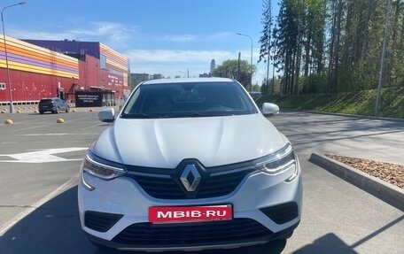 Renault Arkana I, 2021 год, 1 950 000 рублей, 2 фотография