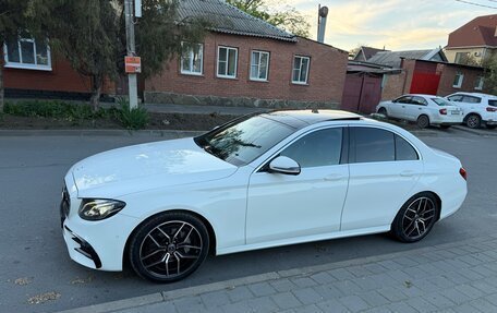 Mercedes-Benz E-Класс, 2016 год, 2 850 000 рублей, 15 фотография