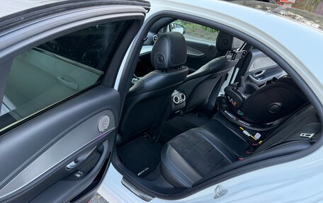 Mercedes-Benz E-Класс, 2016 год, 2 850 000 рублей, 25 фотография