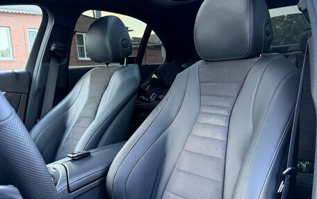 Mercedes-Benz E-Класс, 2016 год, 2 850 000 рублей, 29 фотография