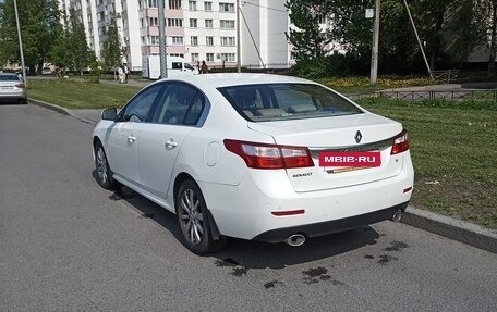 Renault Latitude I, 2012 год, 940 000 рублей, 11 фотография
