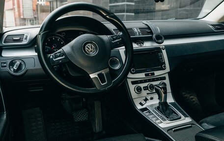 Volkswagen Passat CC I рестайлинг, 2011 год, 1 250 000 рублей, 16 фотография