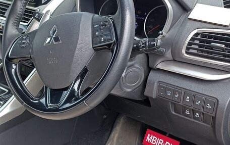 Mitsubishi Eclipse Cross, 2019 год, 2 500 000 рублей, 22 фотография