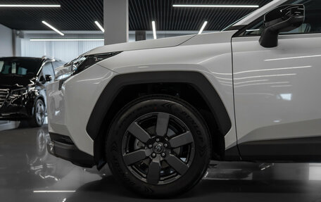Toyota RAV4, 2026 год, 4 100 000 рублей, 24 фотография