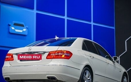 Mercedes-Benz E-Класс, 2012 год, 1 880 000 рублей, 6 фотография