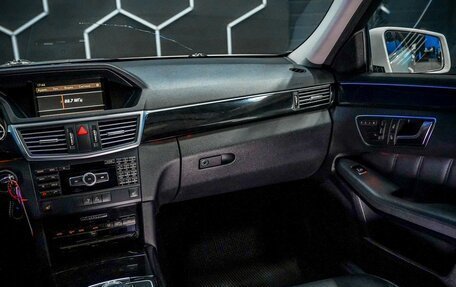 Mercedes-Benz E-Класс, 2012 год, 1 880 000 рублей, 32 фотография