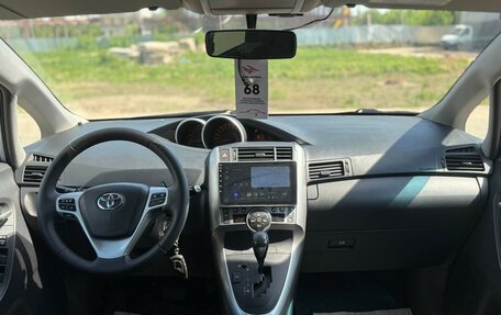 Toyota Verso I, 2011 год, 1 435 000 рублей, 10 фотография