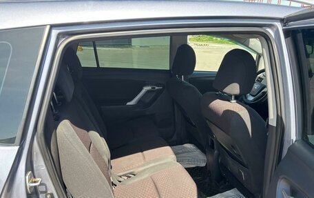 Toyota Verso I, 2011 год, 1 435 000 рублей, 15 фотография