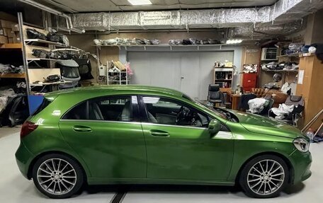 Mercedes-Benz A-Класс, 2015 год, 1 550 000 рублей, 3 фотография