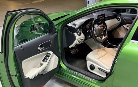 Mercedes-Benz A-Класс, 2015 год, 1 550 000 рублей, 9 фотография