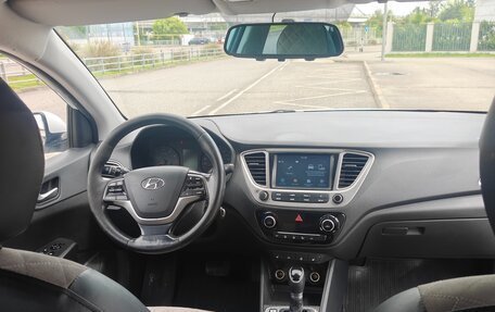 Hyundai Solaris II рестайлинг, 2019 год, 1 650 000 рублей, 10 фотография