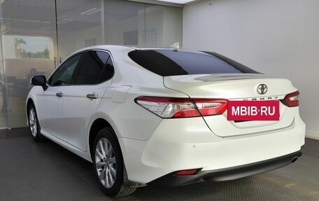 Toyota Camry, 2020 год, 2 520 000 рублей, 8 фотография