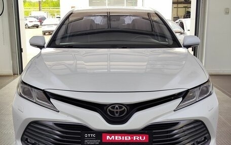 Toyota Camry, 2020 год, 2 520 000 рублей, 2 фотография