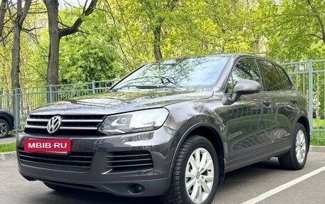 Volkswagen Touareg III, 2012 год, 2 100 000 рублей, 2 фотография