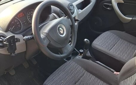 Renault Logan I, 2010 год, 370 000 рублей, 1 фотография