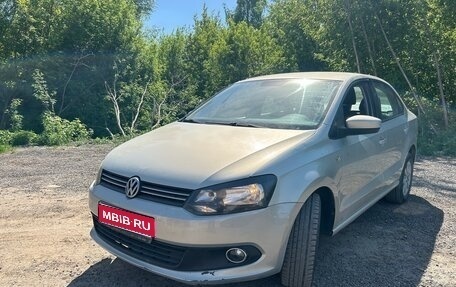 Volkswagen Polo VI (EU Market), 2011 год, 490 000 рублей, 1 фотография
