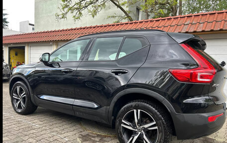 Volvo XC40 I, 2022 год, 2 520 016 рублей, 3 фотография