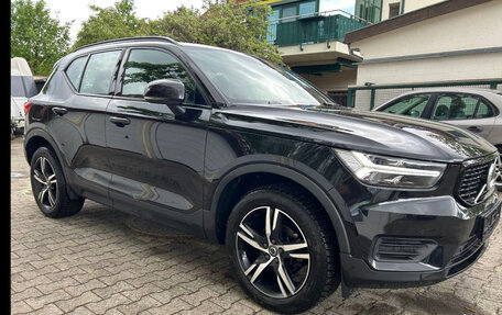 Volvo XC40 I, 2022 год, 2 520 016 рублей, 7 фотография