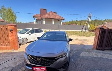 Peugeot 308, 2022 год, 1 300 000 рублей, 4 фотография