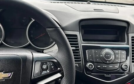 Chevrolet Cruze II, 2011 год, 490 000 рублей, 8 фотография