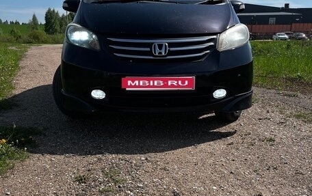 Honda Freed I, 2010 год, 880 000 рублей, 37 фотография