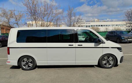 Volkswagen Multivan T6 рестайлинг, 2021 год, 8 900 000 рублей, 9 фотография