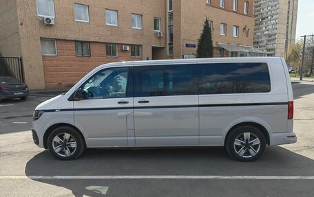 Volkswagen Multivan T6 рестайлинг, 2021 год, 8 900 000 рублей, 7 фотография
