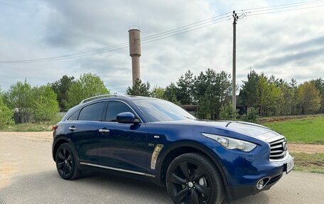 Infiniti QX70, 2014 год, 1 800 000 рублей, 4 фотография