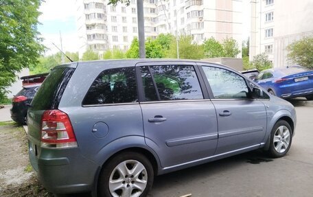 Opel Zafira B, 2011 год, 650 000 рублей, 3 фотография