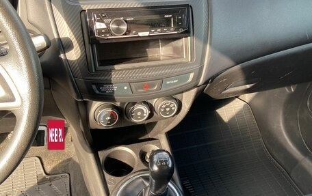 Mitsubishi ASX I рестайлинг, 2014 год, 1 180 000 рублей, 23 фотография