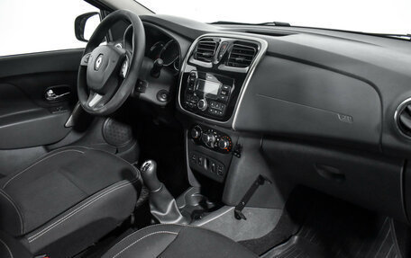 Renault Logan II, 2018 год, 760 000 рублей, 13 фотография