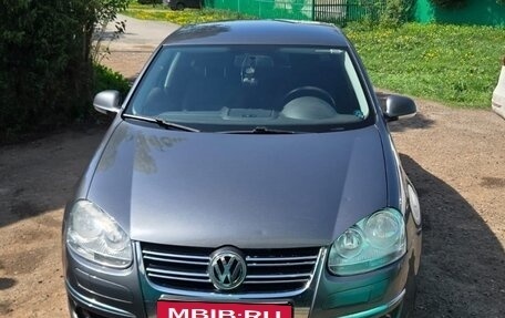 Volkswagen Jetta VI, 2009 год, 850 000 рублей, 1 фотография