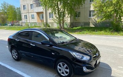Hyundai Solaris II рестайлинг, 2012 год, 900 000 рублей, 1 фотография