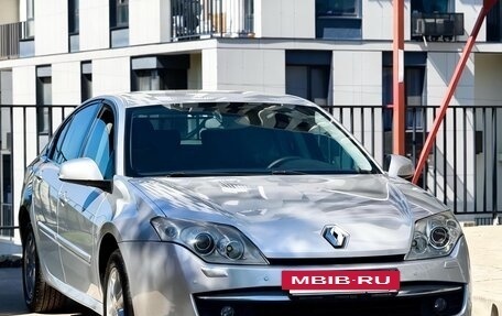 Renault Laguna III рестайлинг, 2008 год, 680 000 рублей, 2 фотография